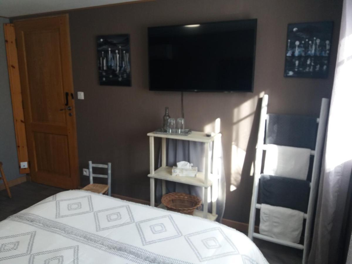 Chambre d'Hôtes Hola Laval  Exterior foto